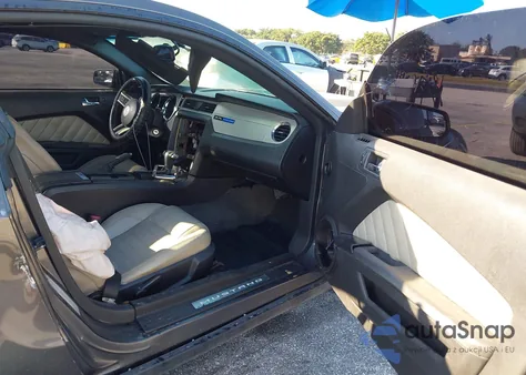 2012 Ford Mustang V6 Premium из США, поврежденный, VIN 1ZVBP8AMXC5207942